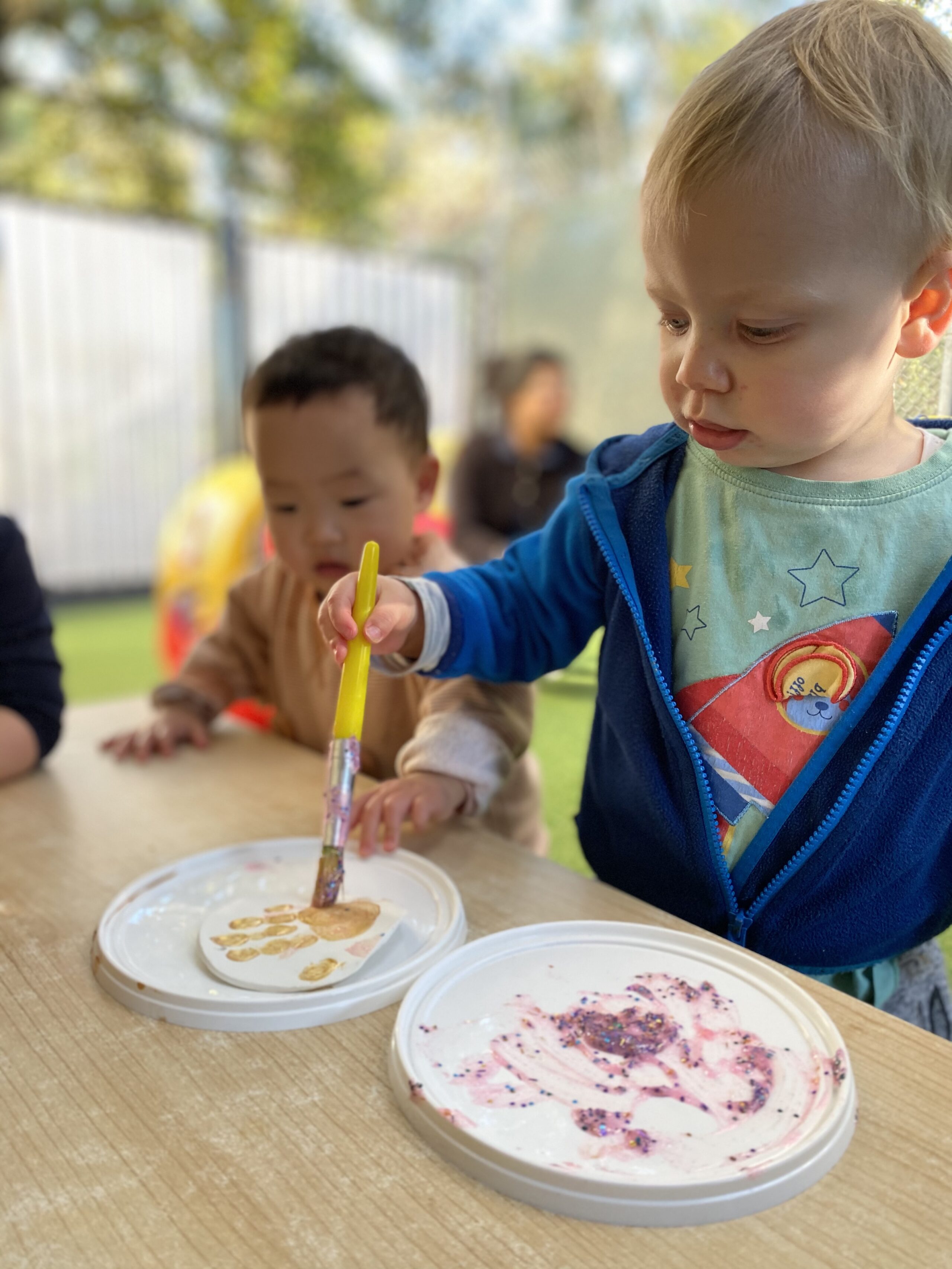 Children marking Mother's Day at Choklits