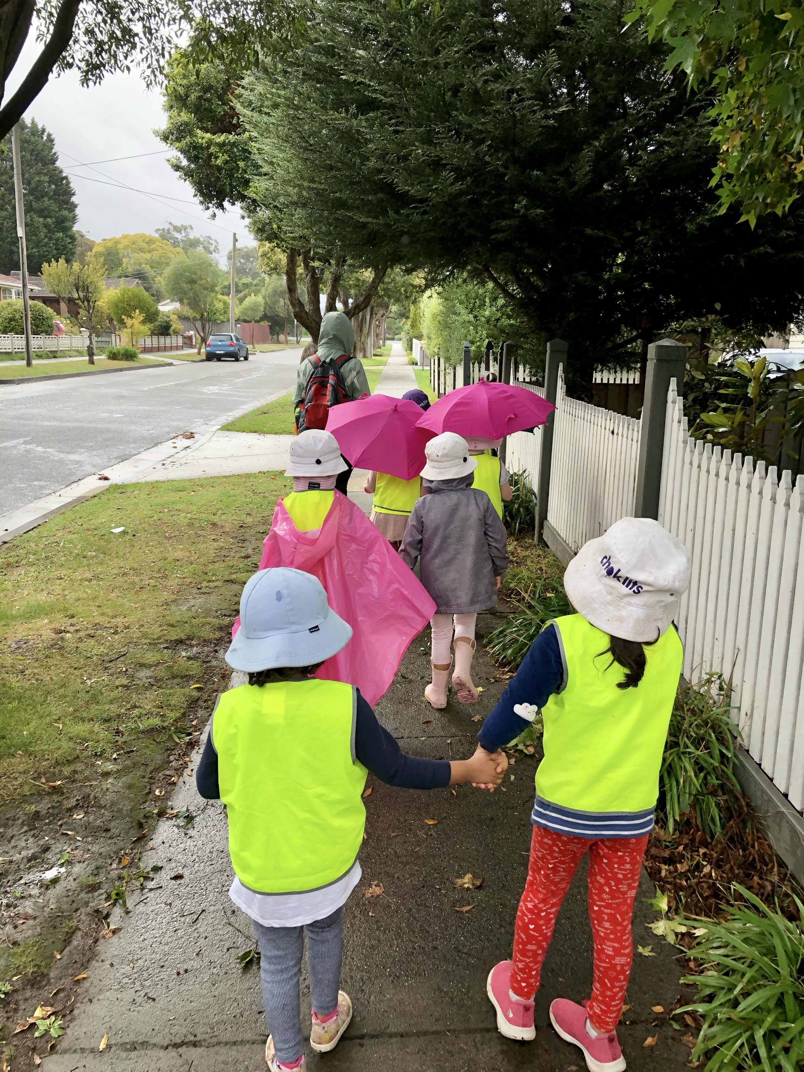 Kinder children exploring the post office